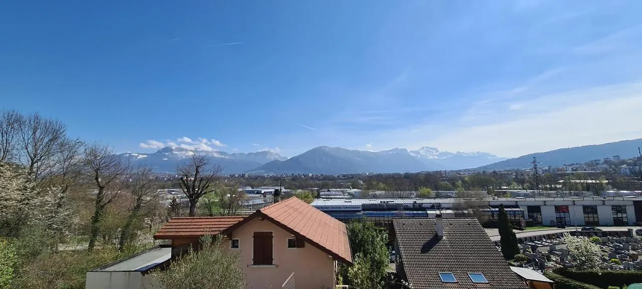 Bel Appartement En Rez-De-Jardin Annecy Apartment